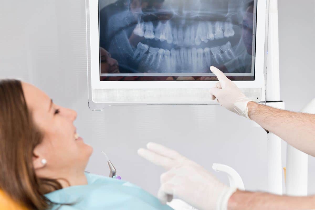 Digital X-Rays Improve Diagnosis and Treatment Planning