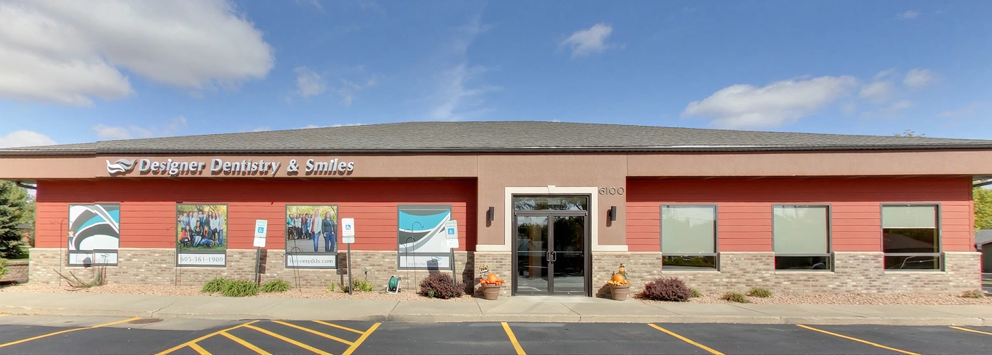 Outside view of Design Dentistry & Smile building